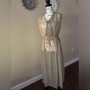 Zara Cream and Tan Sleeveless Beach Cover